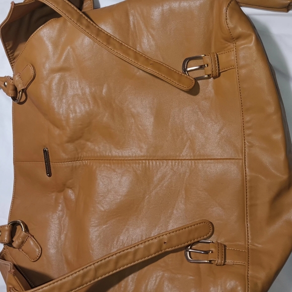 timi & leslie Charlie Diaper Bag with side bag in good condition any defects see - Picture 13 of 16